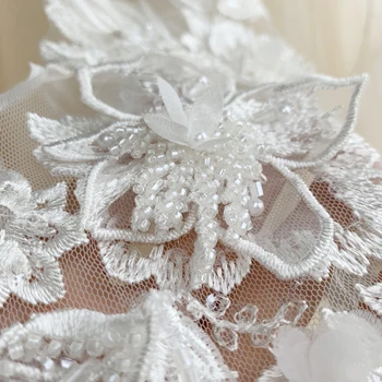 Drahé luxusné 3d appliqued lištovanie čipky patch, výšivky petal čipky kvety s korálkami, lištovanie čipky pre svadobné šaty, závoj